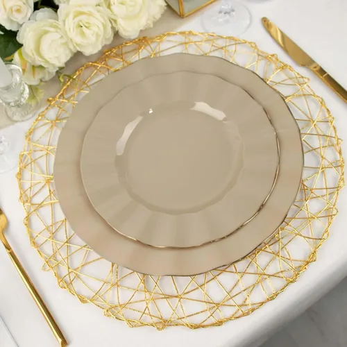 Miniatura 61 de Tableclothsfactory Paquete de 10 platos redondos de plástico negro de 6 pulgadas para ensalada de postre, platos desechables con borde ondulado