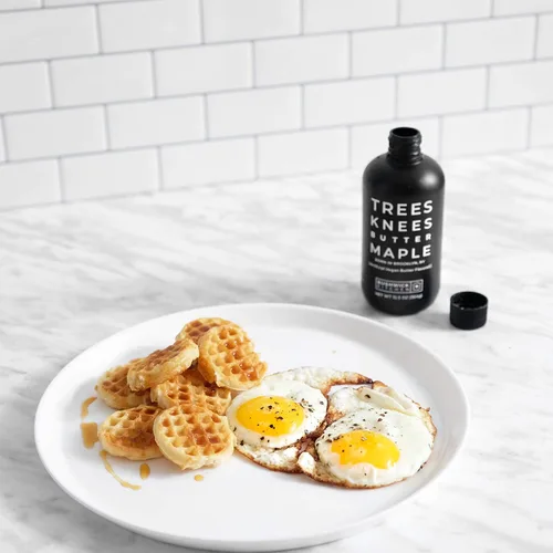 Miniatura 3 de Trees Knees Butter Maple Syrup, Jarabe de Arce Orgánico Grado A Infundido con Sal Marina Sabrosa, Vegano, Sin Gluten y Hecho en EE.UU., Puro