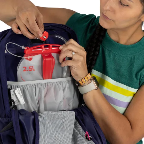 Miniatura 10 de Osprey Tempest - Mochila ligera de senderismo para mujer, 11 L, mochila pequeña para viajes y campamentos, ancla azul/Atlas