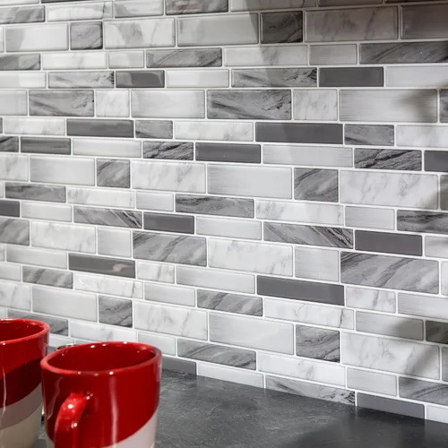 Miniatura 3 de Tack Tile Pelar y pegar protector contra salpicaduras de vinilo (mosaico mixto gris)
