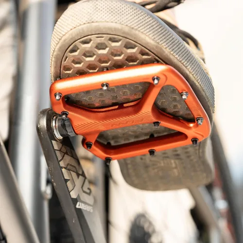 Miniatura 7 de Funn Python - Pedales planos de bicicleta - Pedales de bicicleta de plataforma ancha para bicicleta de montaña BMX/MTB, eje CrMo de 9/16 pulgadas