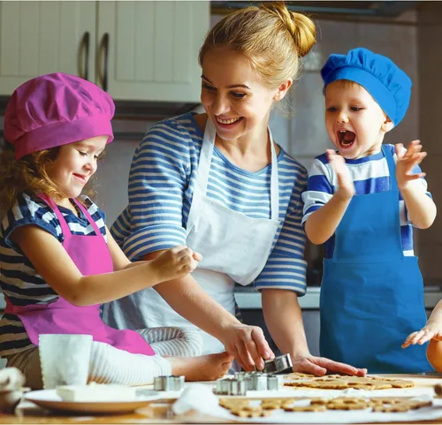 Miniatura 5 de SATINIOR Juego de 8 delantales y sombrero de chef para niños con 2 bolsillos ajustables para niños y niñas, cocinar, hornear, pintar Multicolor