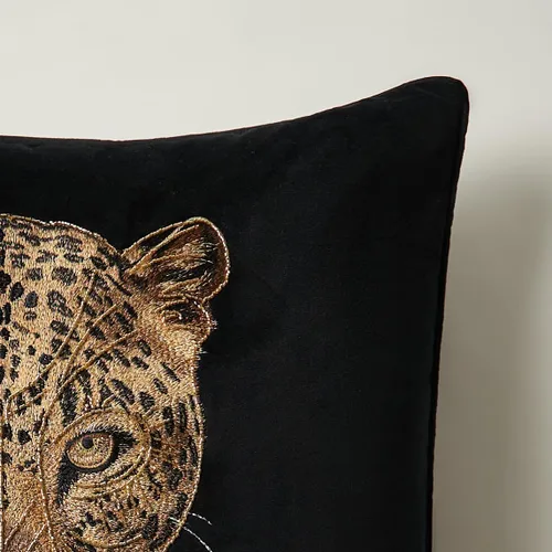 Miniatura 2 de Z Gallerie Namir - Almohada bordada de leopardo de 22 pulgadas, lujosa manta decorativa de terciopelo negro con funda extraíble e inserto de plumas