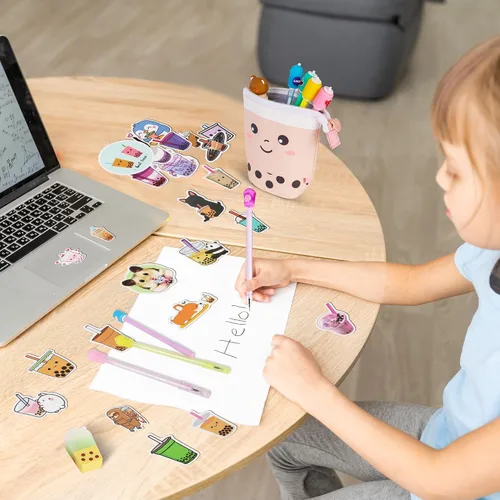 Miniatura 7 de Juego de papelería de té de burbujas, 61 piezas de suministros escolares Kawaii y estuche Boba para niñas, con 8 bolígrafos, 50 calcomanías, bolsa
