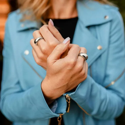 Miniatura 2 de WFYOU Juego de 6 anillos gruesos chapados en oro de 18 quilates para mujeres y niñas, con sello trenzado trenzado de oro grueso, anillo