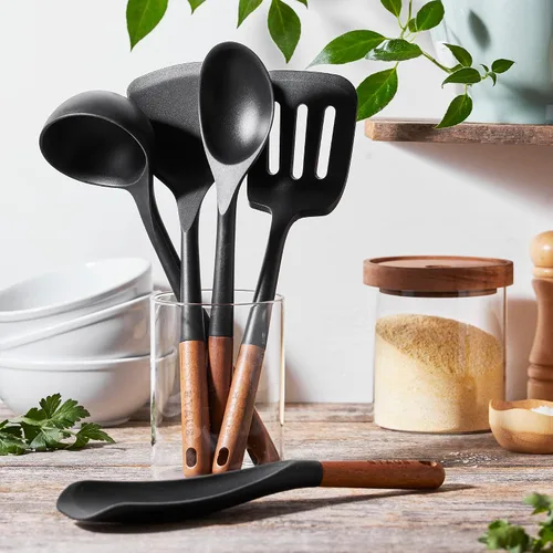 Miniatura 2 de STAUB Juego de utensilios de cocina de silicona con mango de madera de 5 piezas Negro mate