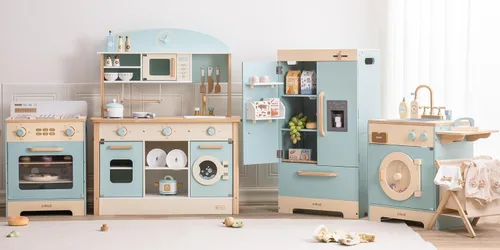 ROBUD Juego de cocina de madera, juego de cocina de juguete para niños con diseño realista, utensilios, máquina de hielo, nevera, horno, lavadora,