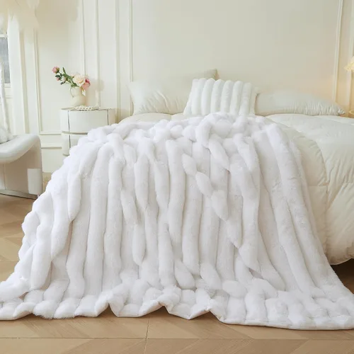 Miniatura 11 de MEGO Manta mullida de piel sintética de conejo, manta mullida de lujo con rayas acanaladas para cama, sofá, silla, manta peluda color marfil