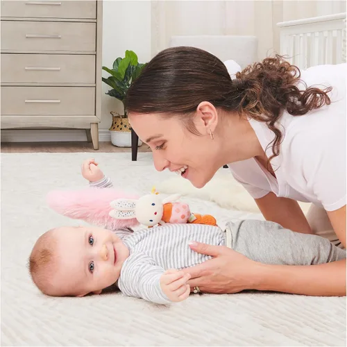 Miniatura 4 de Baby GUND Tinkle Crinkle Collection The Play Together Toy Bunny - Peluche sensorial, 12 pulgadas Conejito