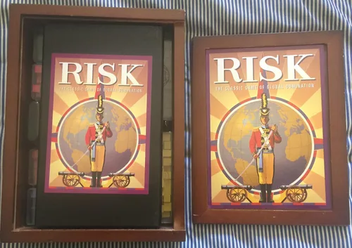 Miniatura 2 de Hasbro Risk in Vintage Wood Book Edition