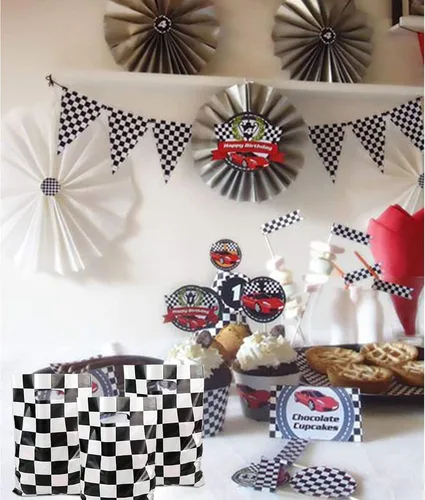 Miniatura 6 de LYT 30 bolsas de regalo de auto de carreras a cuadros en blanco y negro, suministros de fiesta de cumpleaños para niños, bolsas de regalo