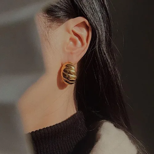 Miniatura 115 de Aretes de aro gruesos de oro para mujer, chapados en oro de 14 quilates, aretes de aro triple, hipoalergénicos, a la moda, aretes de aro gruesos