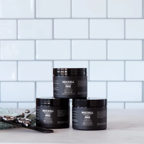 Miniatura 3 de Brickell Men's Products Pomada de arcilla para peinar el cabello para hombres, fijación fuerte y acabado mate, producto para peinados modernos