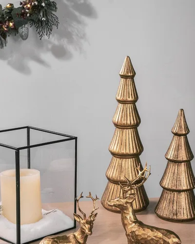 Miniatura 3 de WONDROUS' DECO Figura de árbol de Navidad de madera dorada, figuras de árbol decorativas para mesa, pequeñas figuras de árboles de Navidad dorados