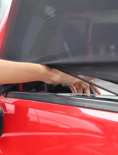 Miniatura 8 de Savadicar Protector Solar para Ventana Trasera, Protector Solar de Malla Transpirable, Red de Protección Solar Elástica Compatible con Jeep Wrangler
