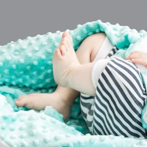 Miniatura 5 de Manta de Felpa Suave Minky para Niños y Niñas - Doble Capa con Respaldo Punteado, de Recién Nacido a Niño Pequeño - Regalos para Baby Shower