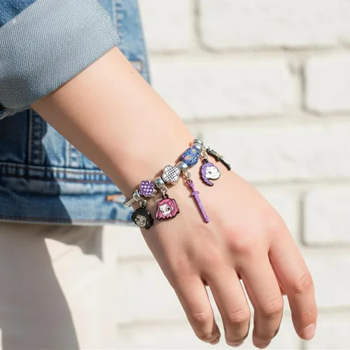 Miniatura 4 de Pulsera del gremio de cazadores de brujas, con Rumi, Mira y Zoey con espada esmaltada y dijes de gato, pulsera de aleación de cadena de serpiente