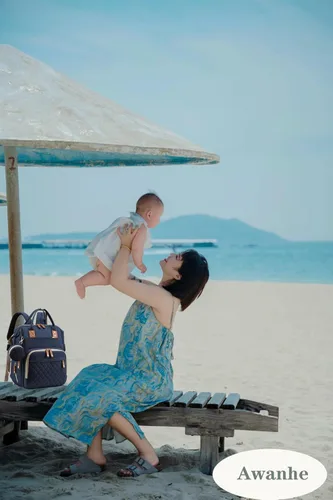 Miniatura 7 de Awanhe Mochila para pañales para bebé con cambiador, bolsas impermeables para niños y niñas, puerto de carga USB, color azul Negro