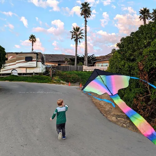 Miniatura 5 de Simxkai Cometas para niños y adultos, cometas de playa, fáciles de volar para niños de 3 a 5 años con cuerda de cometa de 300 pies en cada mango