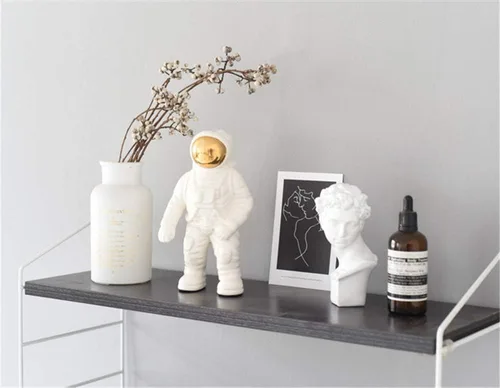 Miniatura 8 de Uterstyle Figura de astronauta de cerámica, estatua de astronauta, jarrón temático aeroespacial, manualidades, decoración del hogar, regalo de Dorado