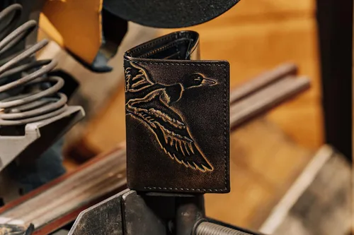 Miniatura 11 de House of Jack Co. Billetera triple Trifold de cuero para hombre Piel de vaca de grano completo con acabado pulido a mano Cartera