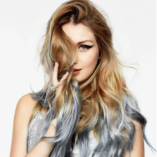 Miniatura 5 de L'Oreal Paris Color para pelo colorista, espray de un día, Plateado
