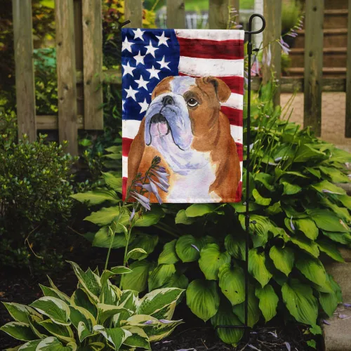 Miniatura 2 de Caroline's Treasures SS4017GF Bandera de Estados Unidos con Bulldog Inglés para jardín, bandera decorativa para patio exterior, patio, parterres