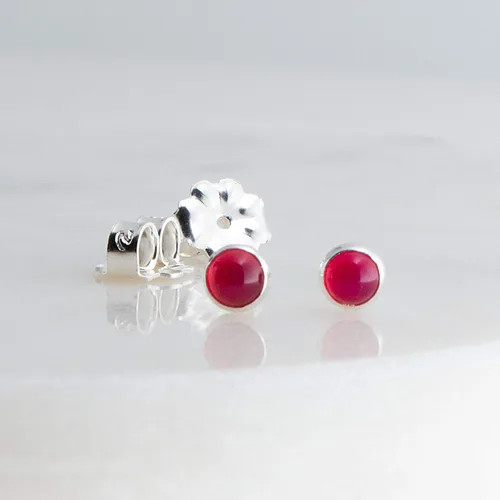 Miniatura 23 de Aretes pequeños de plata de ley para cartílago, tragus, hélix, múltiples piercings hipoalergénicos, piedra natal para mujer, juego de bisel