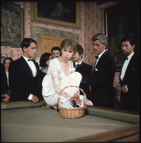 Miniatura 2 de Rabbit in the Pit ( Häschen in der Grube ) [ Blu-Ray, Reg.A/B/C Import - Germany ]