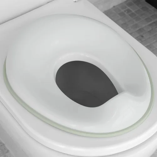 Jool Baby Asiento de entrenamiento para ir al baño para niños y niñas, se adapta a inodoros redondos y ovalados, antideslizante con protector contra