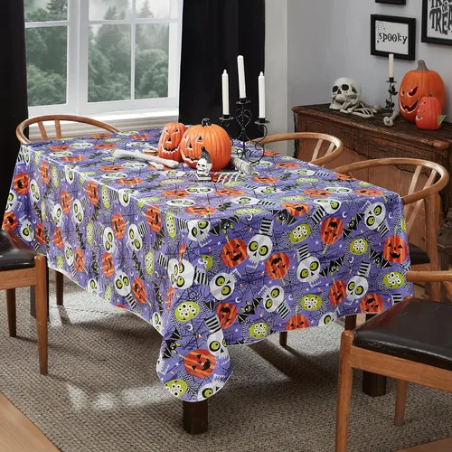 Newbridge Ghoulish Gang - Mantel de vinilo con parte trasera de franela de Halloween, diseño de calaveras y murciélagos espeluznantes con reverso de