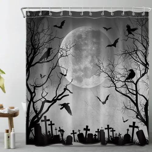 Cortina de ducha de Halloween, cuervo negro, murciélago y árbol muerto en un bosque brumoso espeluznante con ganchos, cortina de baño de noche de