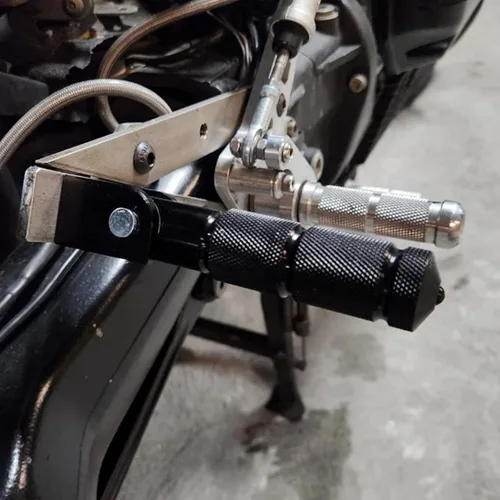 Miniatura 7 de 8mm Apoyapiés Universales para Motocicleta: Apoyapiés Plegables para Pasajeros con CNC de Aluminio para Bicicleta de Motor Eléctrico ATV Compatibles