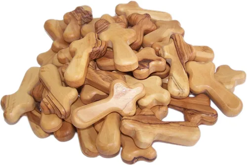 Miniatura 9 de Holy Land Market cruz de mano de madera de olivo con bolsa de regalo de terciopelo, de Belén