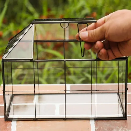 Miniatura 6 de HighFree Maceta geométrica de terrario con tapa giratoria, caja de vidrio negra hecha a mano en forma de casa, terrario miniatura de mesa vintage