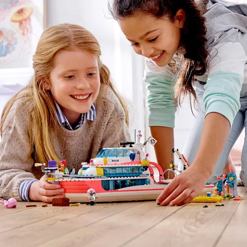 Miniatura 3 de LEGO Friends Rescue Mission Boat 41381 Kit de construcción de barco de juguete con mini muñecas y criaturas marinas de juguete, juego de rescate
