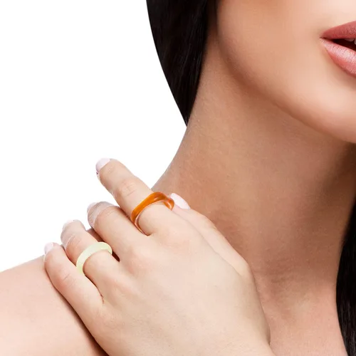 Miniatura 3 de SENNI Anillos de resina acrílica coloridos y lisos con cuentas elásticas para mujeres y niñas