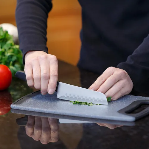 Miniatura 5 de Glad Juego de cuchillos con tabla de cortar, 5 piezas Cuchillos Santoku afilados y utilitarios con cubiertas de cuchillas y bloque de cortar