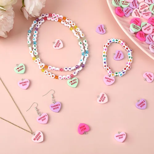 Miniatura 4 de Augshy 64 dijes para el día de la madre, cuentas de resina con forma de corazón, adorno de amor para mamá, colgante para manualidades, pulseras