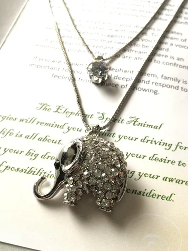 Miniatura 3 de Smiling Wisdom - Conjunto de regalo de collar y tarjeta de felicitación de elefante animal - Mujer - (Elefante de 2 hilos), Papel, aleación de zinc