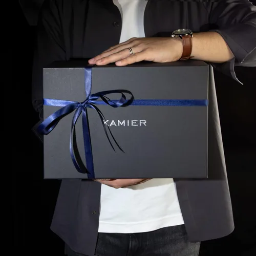 Miniatura 6 de KAMIER Caja organizadora de relojes con 12 ranuras para hombres, organizador de caja de reloj de madera de dos niveles para hombres con soporte