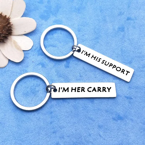 Miniatura 5 de Regalos para parejas, juego de llaveros para él y ella, regalo de San Valentín, regalo de San Valentín, llavero con texto en inglés "I'm Her Carry