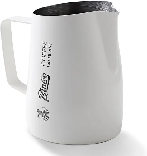 Jarra profesional de espuma de leche con boquilla en ángulo, 14 onzas, crea sin esfuerzo desde corazones hasta rosetas, taza espumadora de leche de