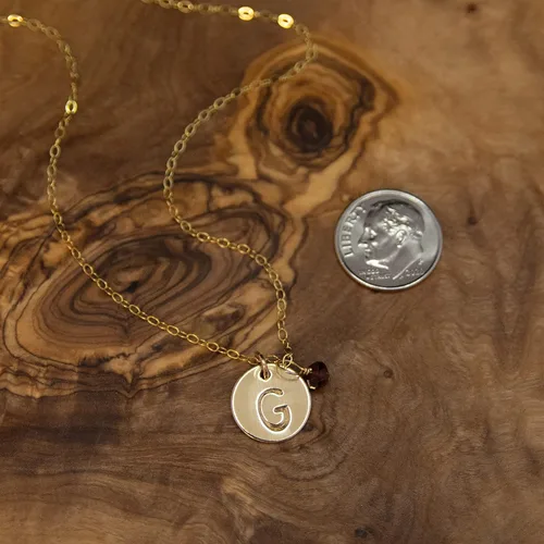 Miniatura 3 de EFYTAL Collar con inicial, pequeño disco personalizado relleno de oro delicado con dije del mes de nacimiento