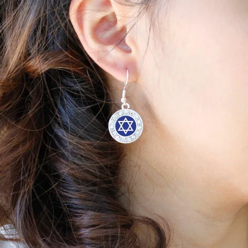 Miniatura 3 de Inspired Silver - Aretes de gancho francés con dije de círculo de plata con circonita cúbica, Plata, Circonia cúbica