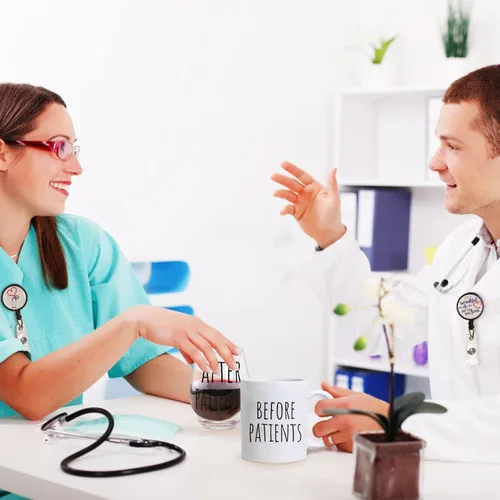 Miniatura 4 de Frerdui Set de Regalos Before Patients After Patients - Juego de Taza de Café de 11oz y Copa de Vino de 19oz Idea de Regalo para Dentistas, Médicos