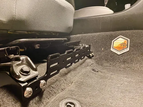 Miniatura 4 de Panel de Montaje Múltiple (MMP) con Seat Jackers® - Panel Molle de Montaje de Asiento - Fabricado en EE.UU., Desert Does It - Diseño Original