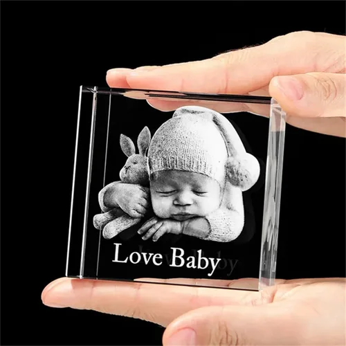 Marco de fotos de cristal personalizado para amantes de la familia, álbum de fotos, marco de fotos láser con base LED para boda (2.0 x 2.0 x 3.1 in)