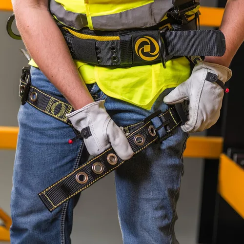 Miniatura 6 de Guardian Fall Protection - Arnés de construcción 21030 Cyclone con correa QC en el pecho/correa táctica con hebilla en las piernas/correa táctica