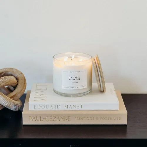 Miniatura 7 de Calyan Wax Co. Vela perfumada de cedro y tabaco de 3 mechas - 43 horas de combustión - Velas de soja de 3 mechas de lujo - Velas de cera de soja